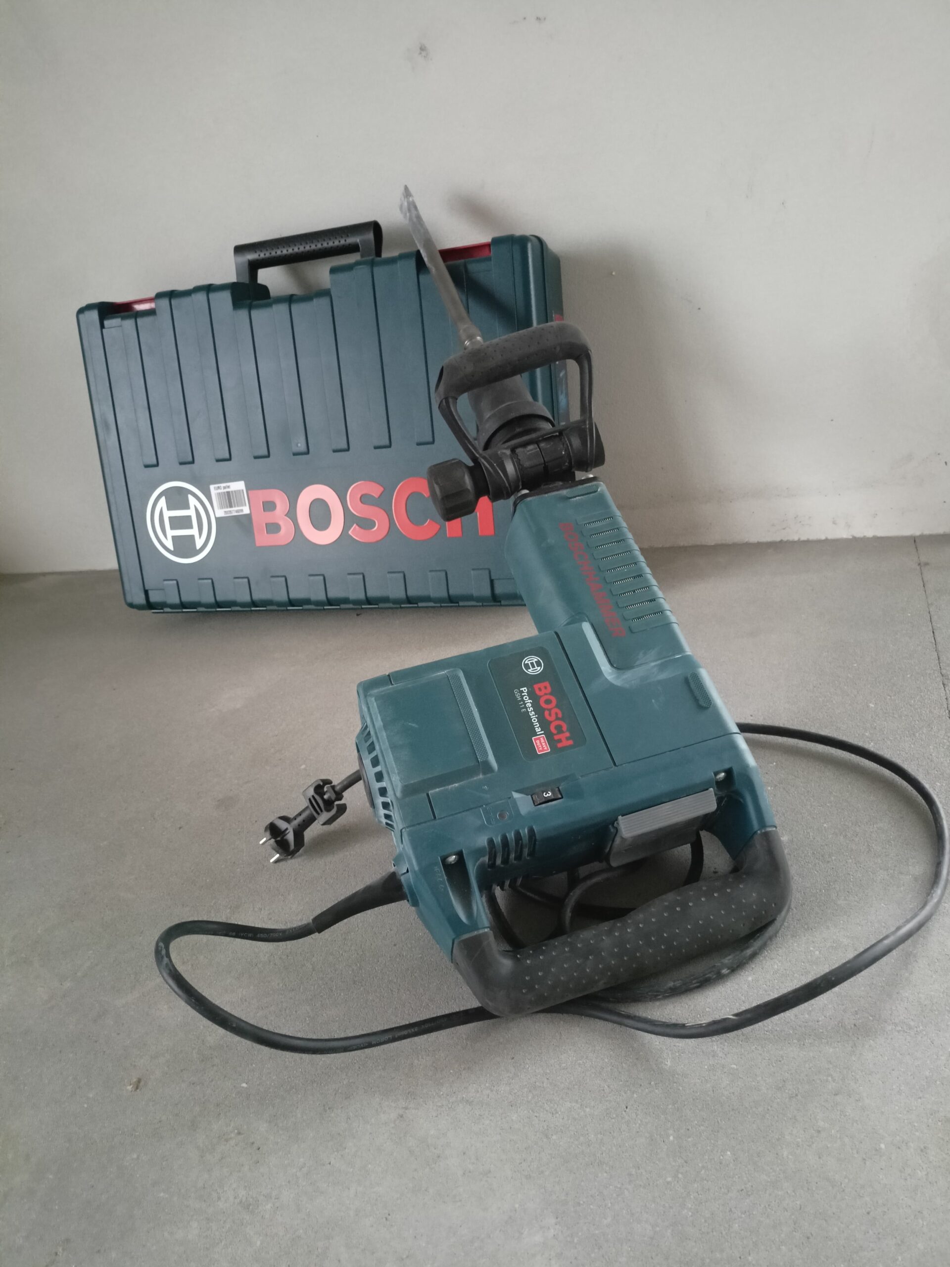 Młot kujący Bosch GSH 11 E